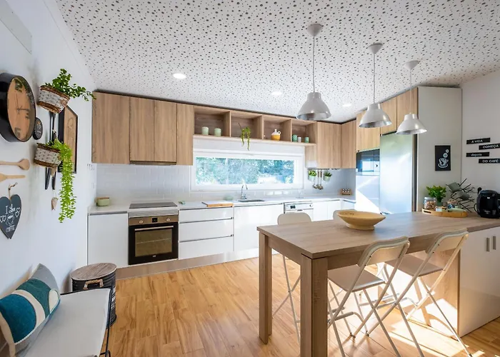 Private Pool Holiday home Gaeiras